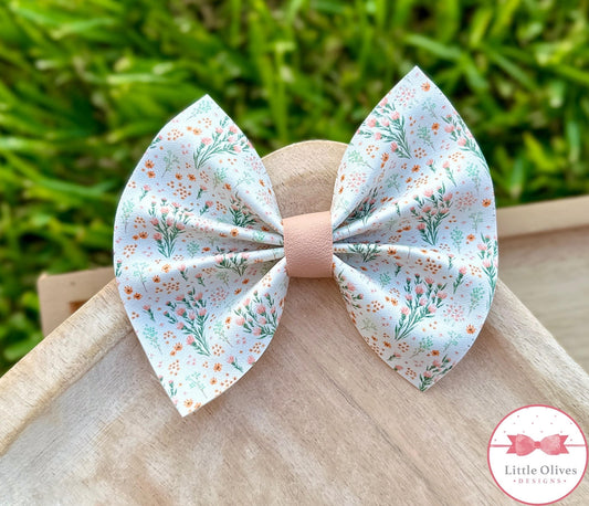 BLUSH WILDFLOWERS PINCH BOW