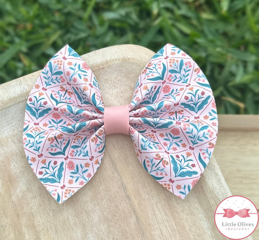 BOTANICAL FLORAL PINCH BOW