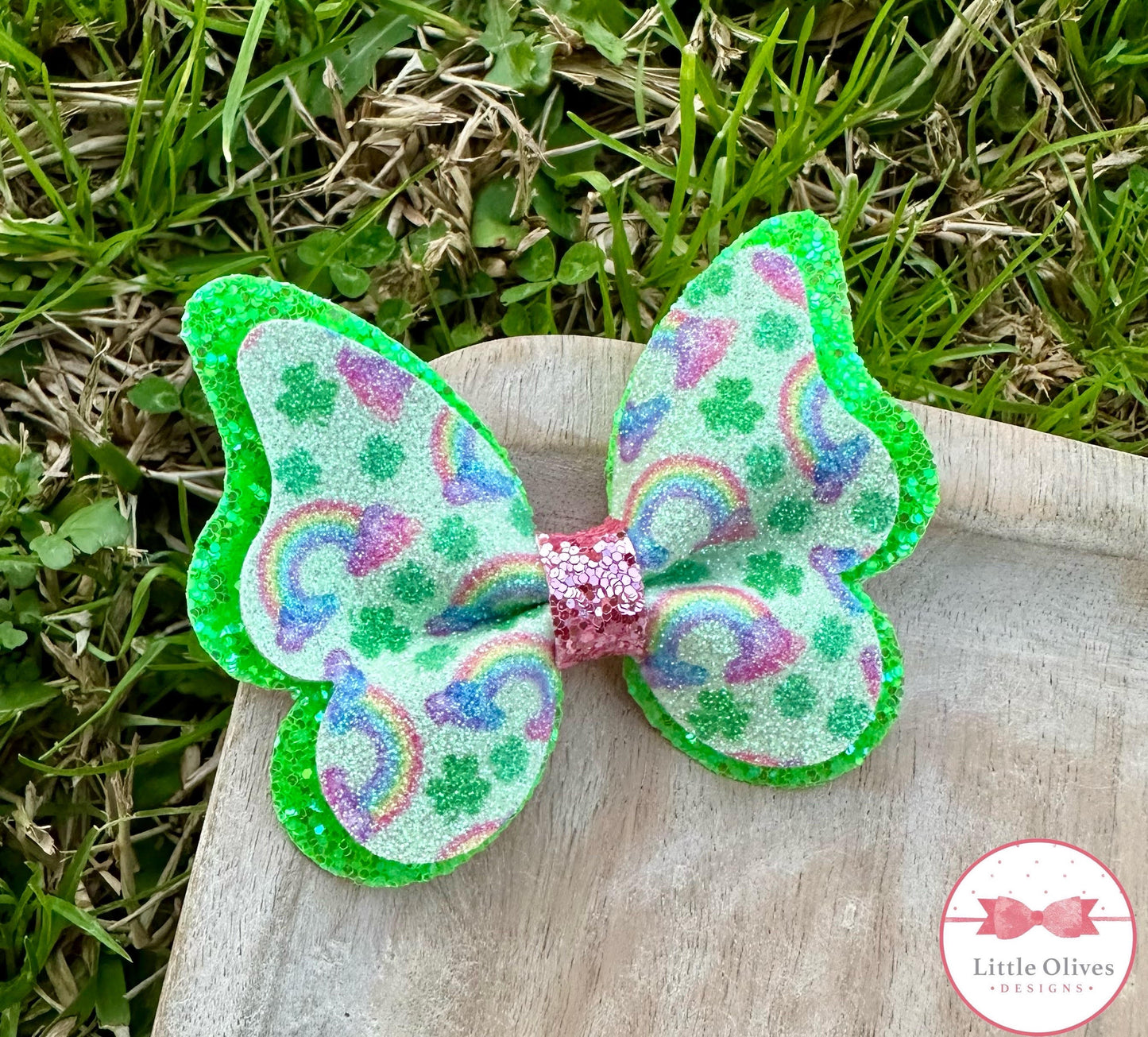 SHAMROCKS & RAINBOWS BUTTERFLY BOW