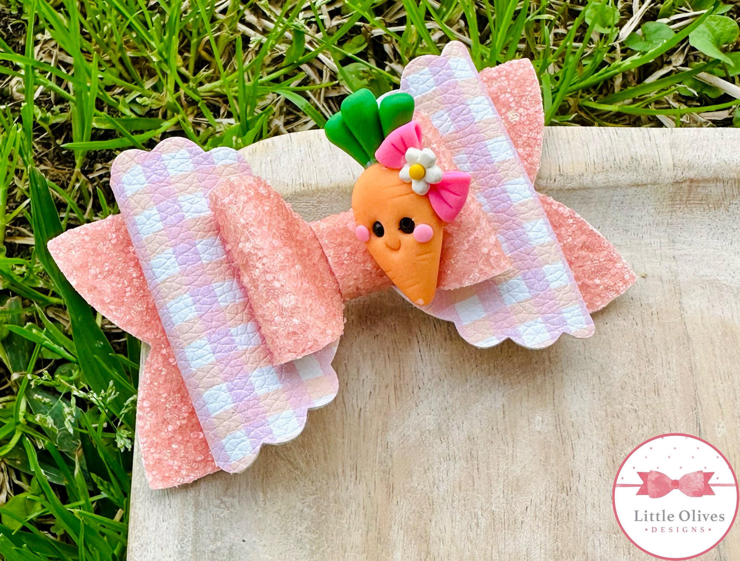 CARROT CLAY BOW