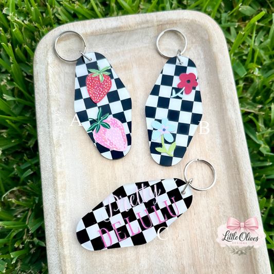 B&W CHECKERED MOTEL KEYCHAIN