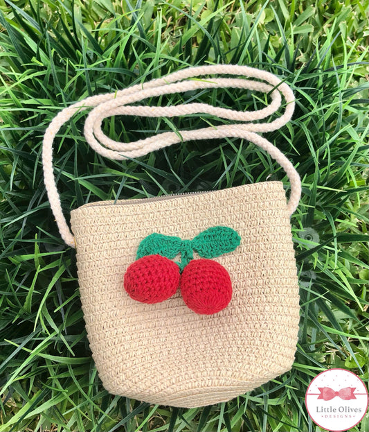 CHERRY STRAW HANDBAG