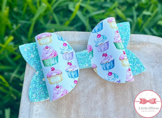 CUPCAKES BOW