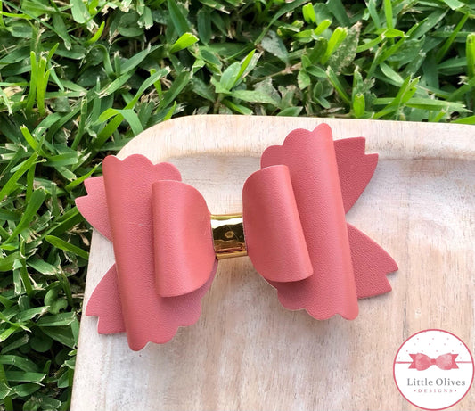 CEDAR ROSE BOW