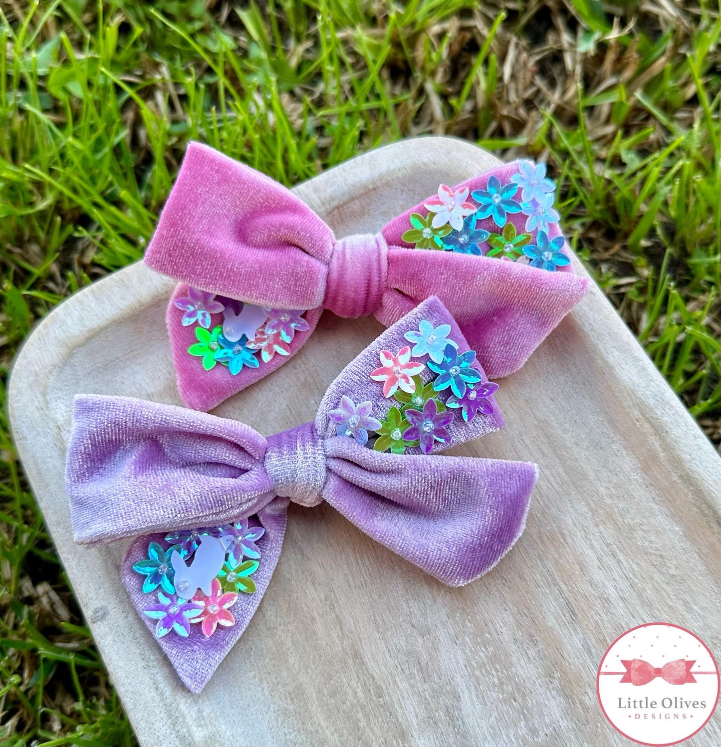 EASTER VELVET SEQUIN BOW