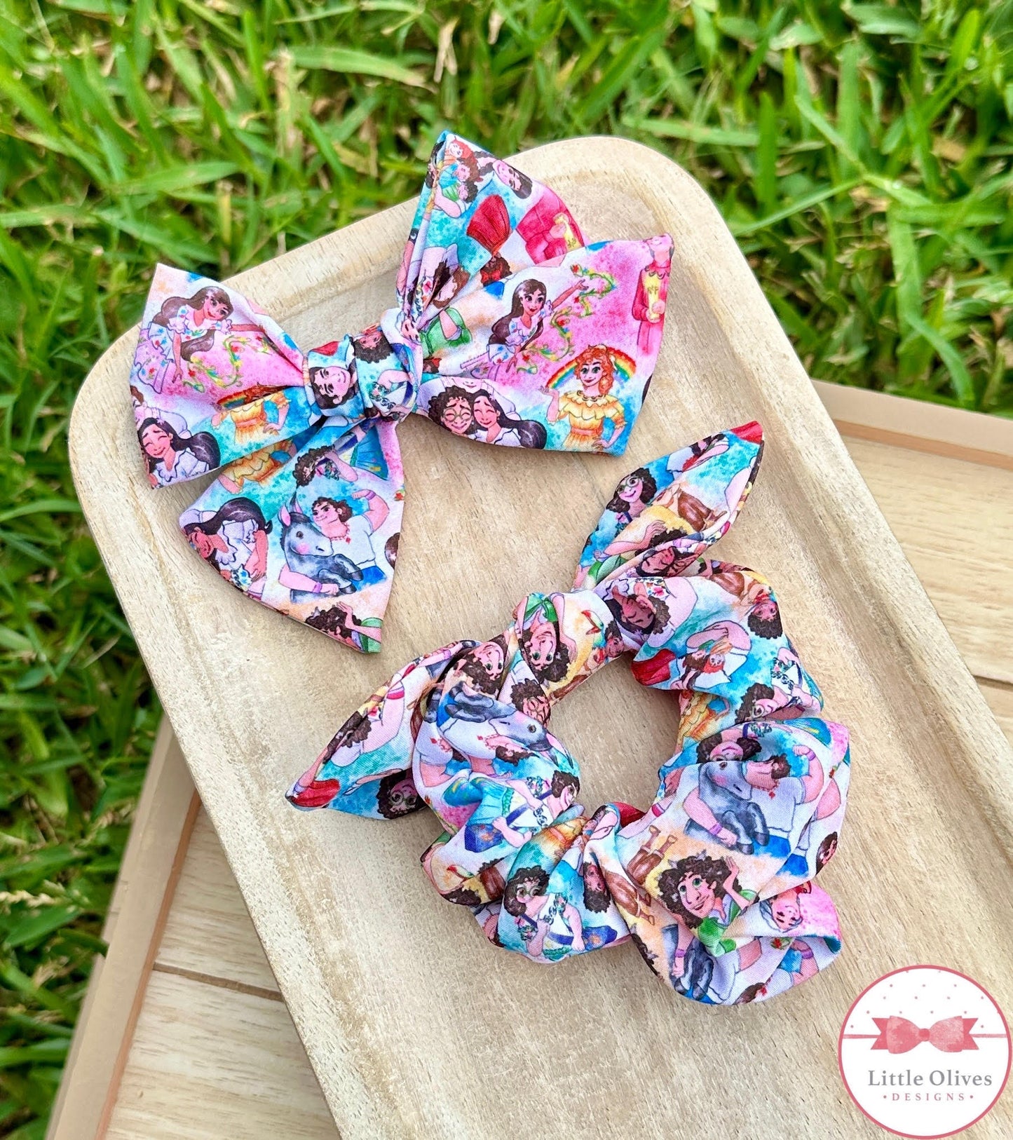 ENCANTO BOW OR SCRUNCHIE