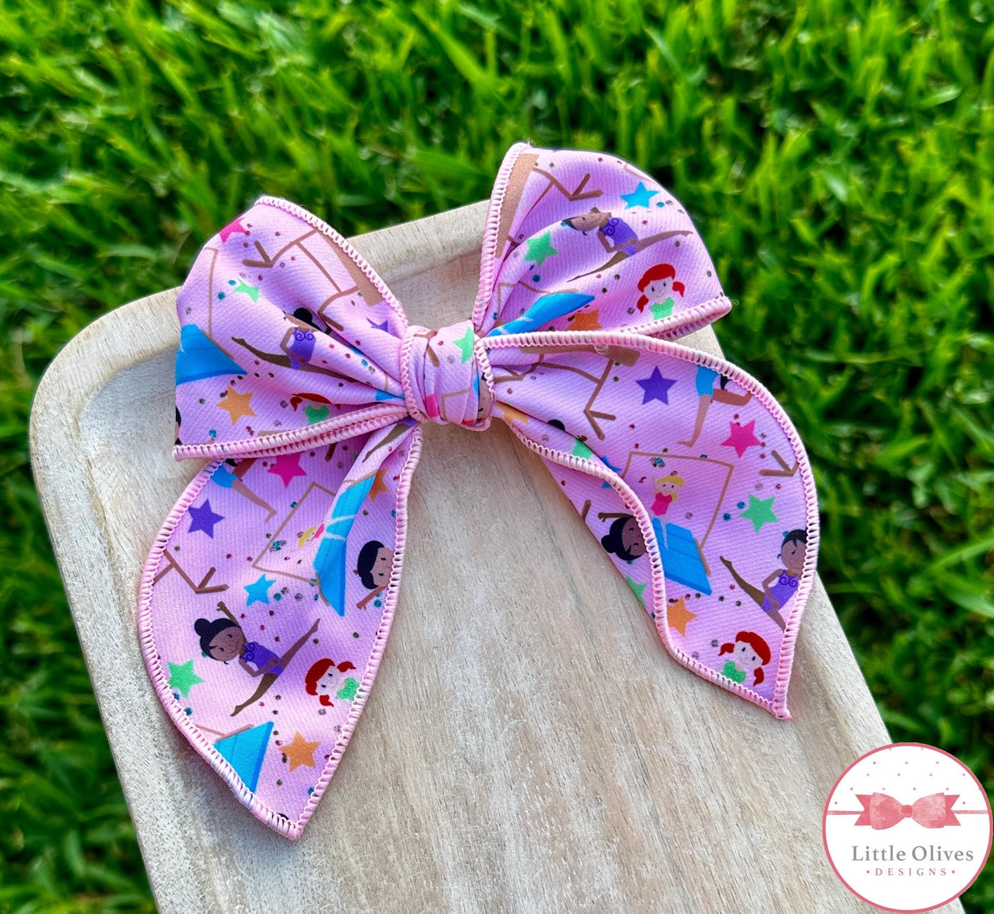 GYMNASTICS HAND TIED BOW