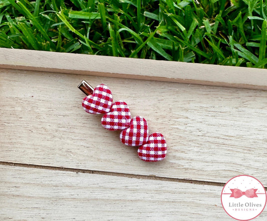 RED PLAID HEART CLIP