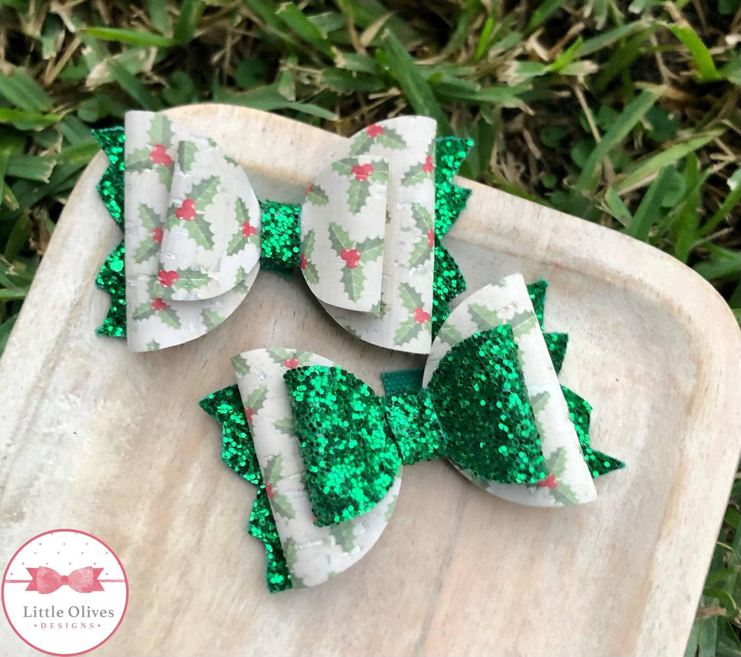 Holly cork bow