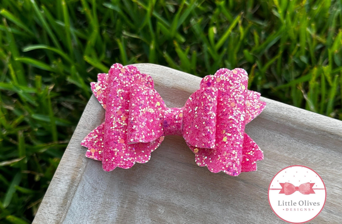 HOT PINK GLITTER BOW