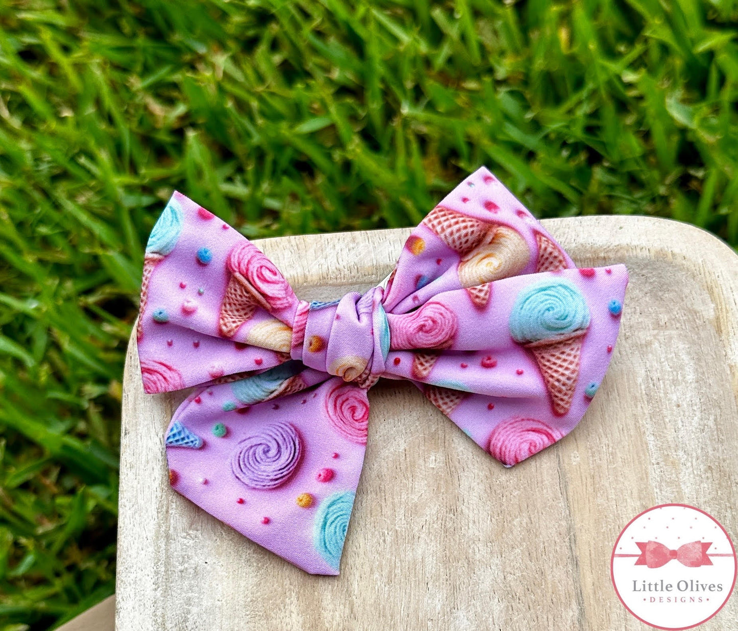 ICE CREAM HAND TIED BOW