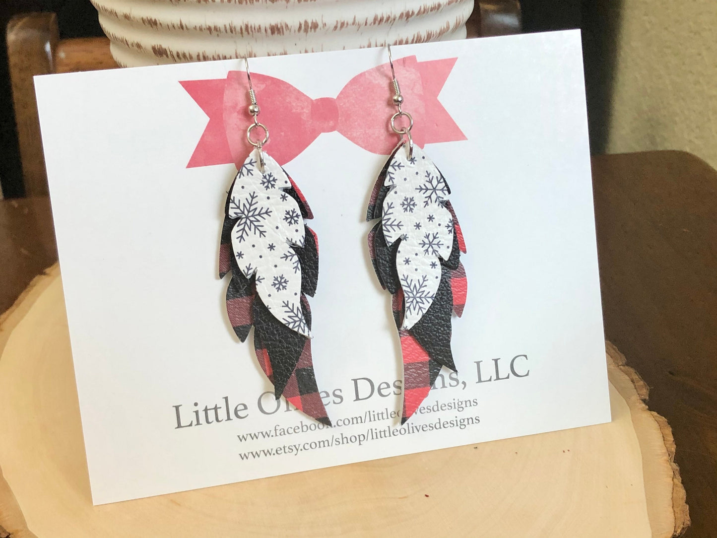 Snowflake triple feather earrings - genuine leather earrings