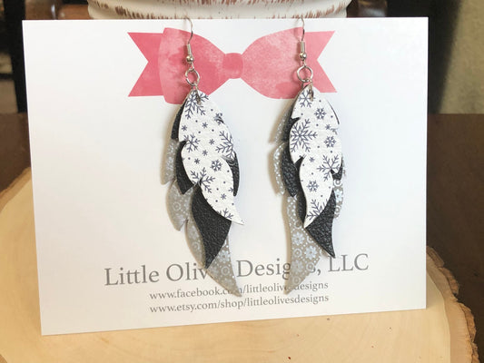 Snowflake triple feather genuine leather earrings