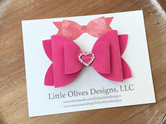 hot pink or light pink velvet hairbow