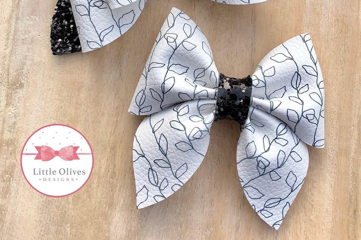 Black and white vines sailor bow