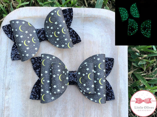 Glow in the dark Halloween eyes bow
