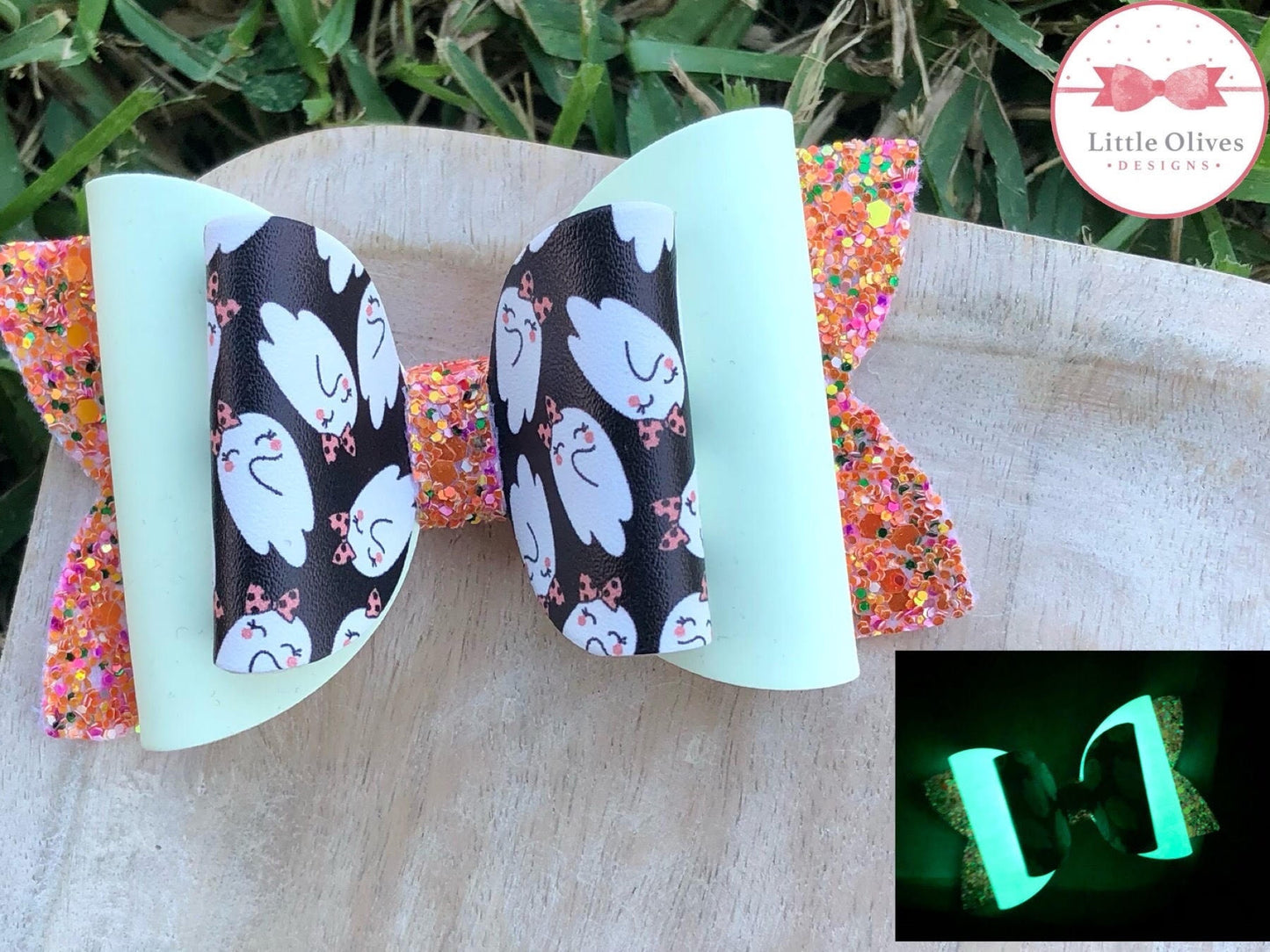 Glow in the dark orange ghosts bow
