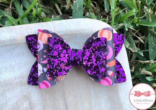 Purple potion Halloween bow