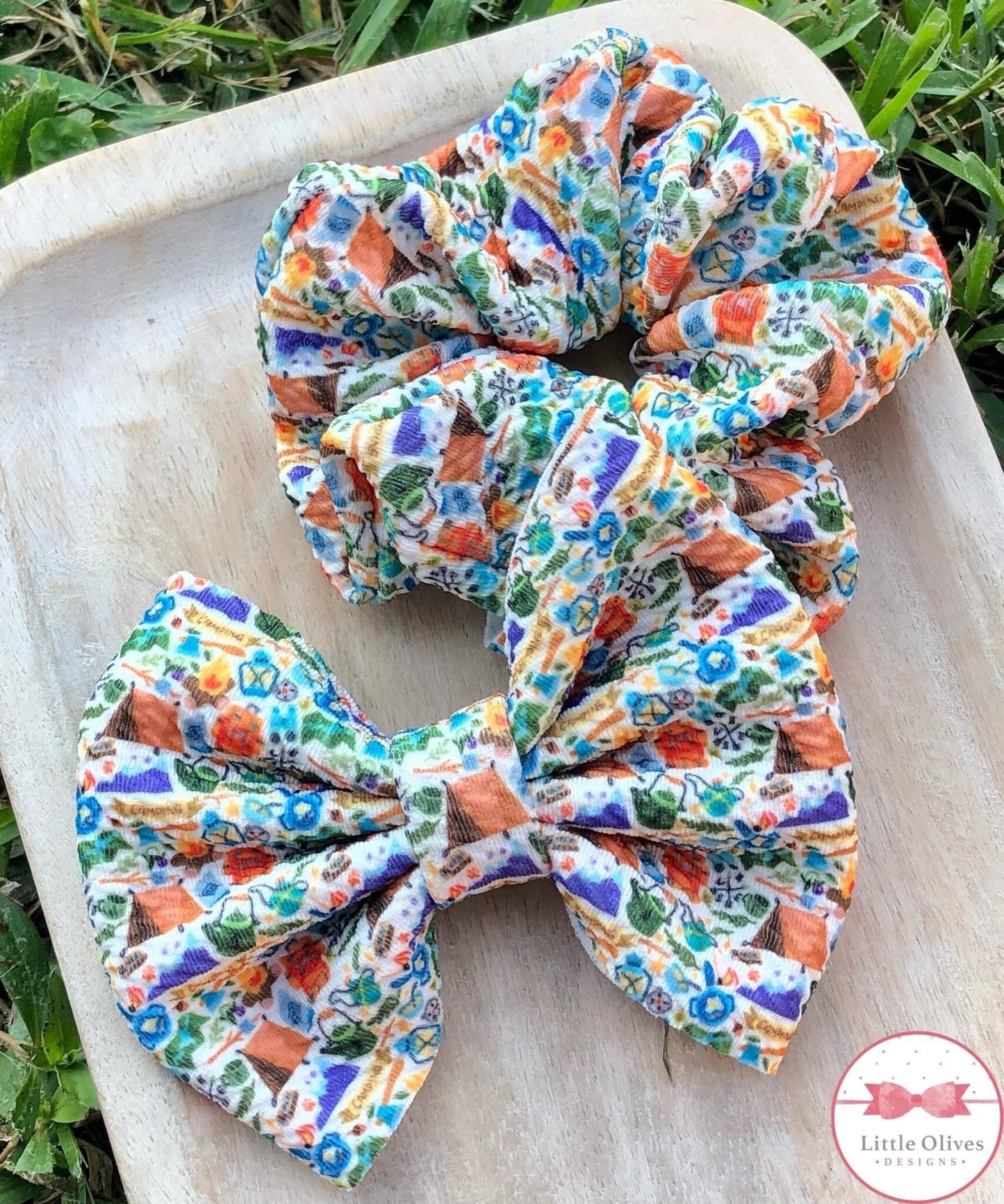 Camping bow or scrunchie