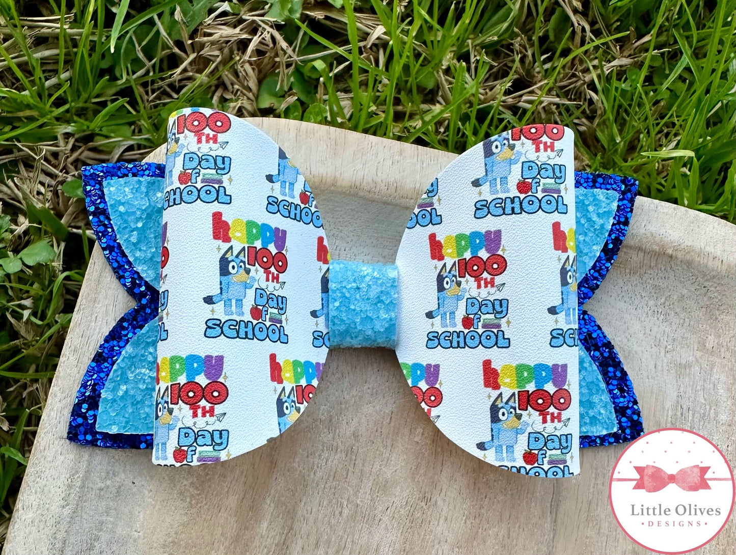 100 Days of School bow - blue dog
