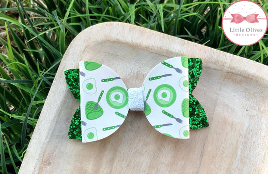 Green breakfast bow