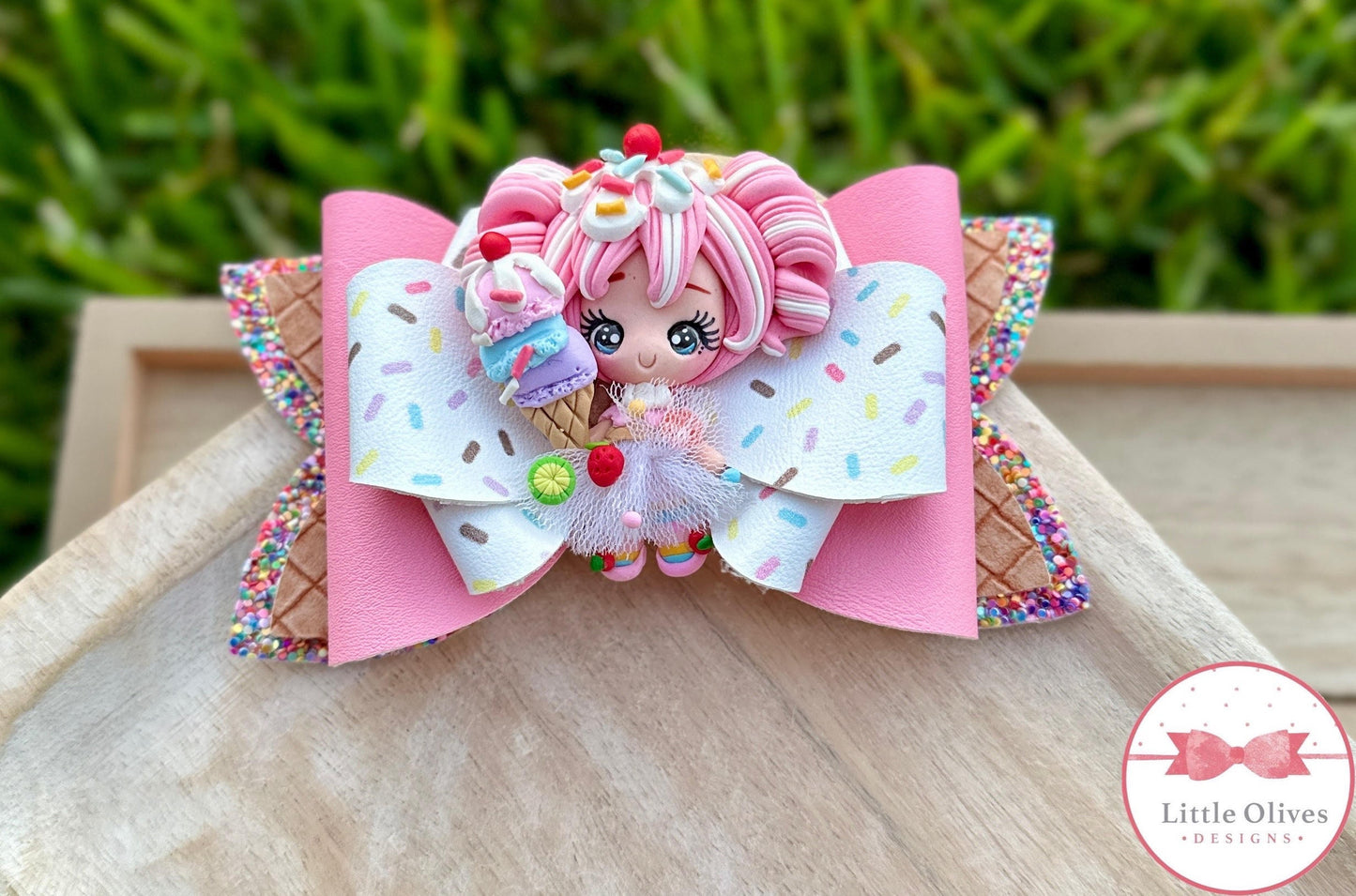 Ice cream girl clay bow - pink