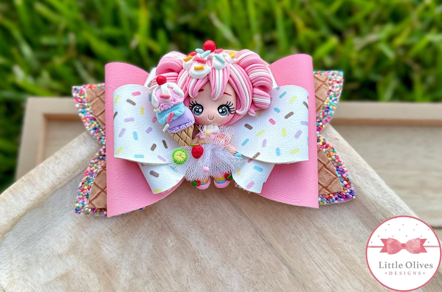 Ice cream girl clay bow - pink