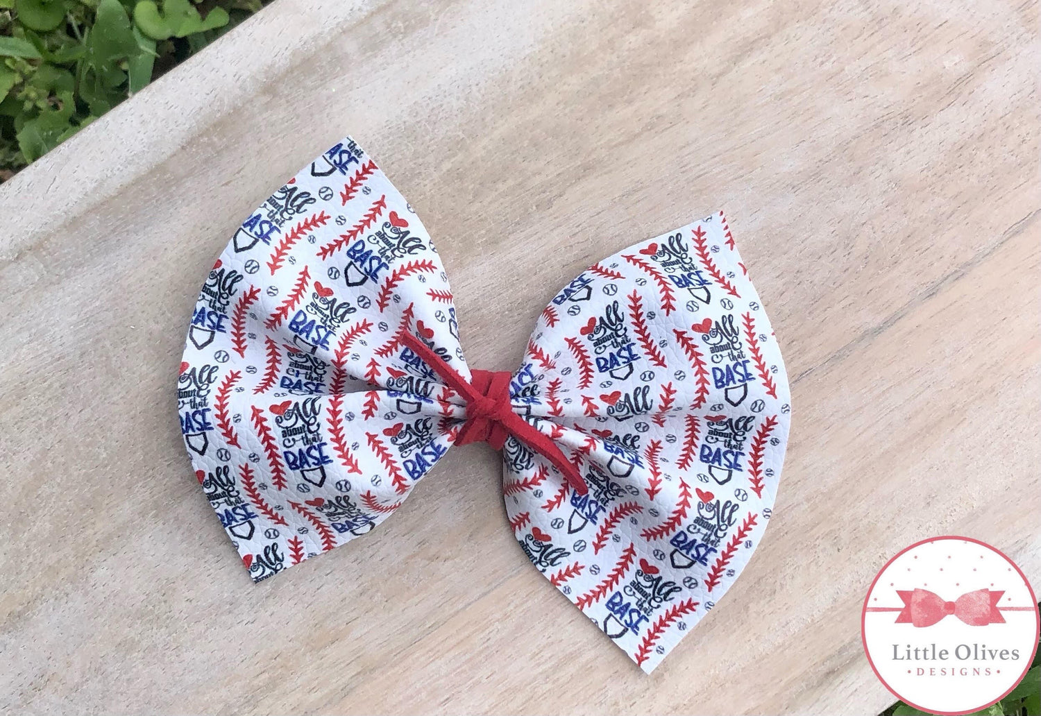 All about the base pinch bow