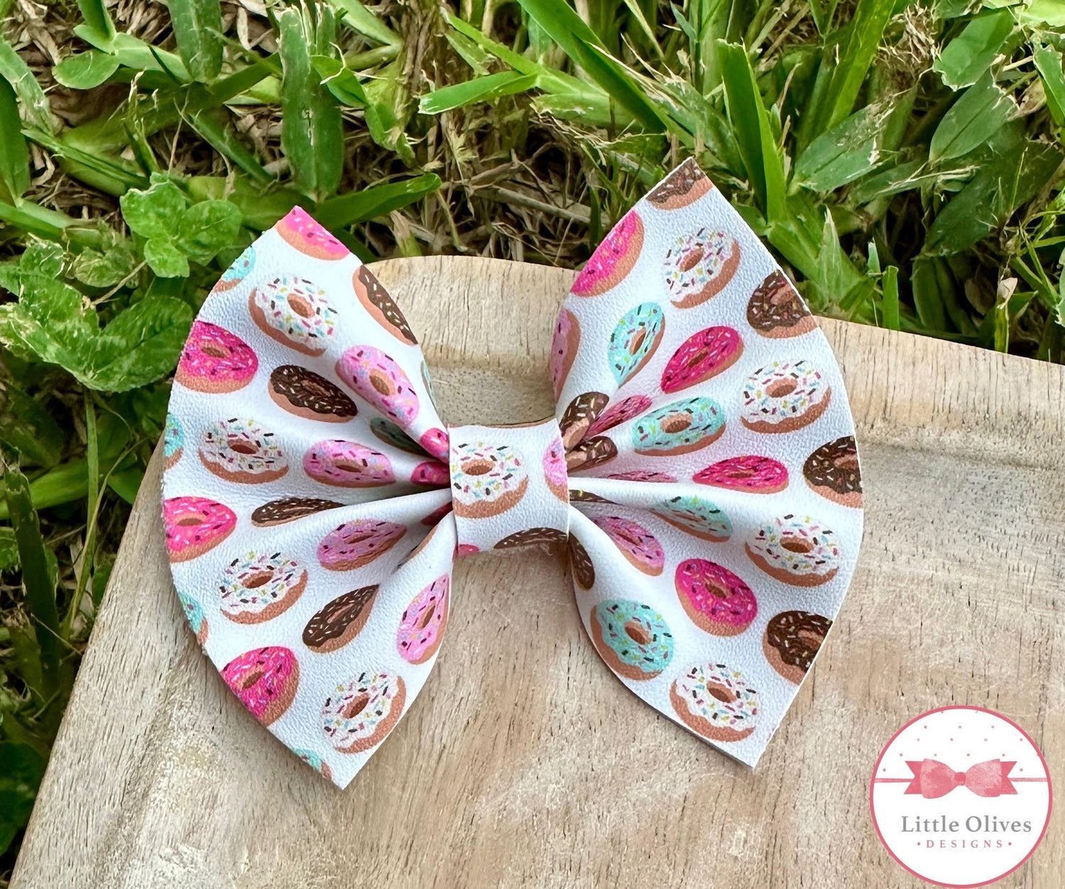 Donuts mini pinch bow