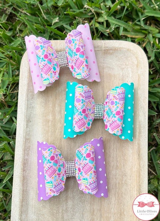 Birthday dots bows