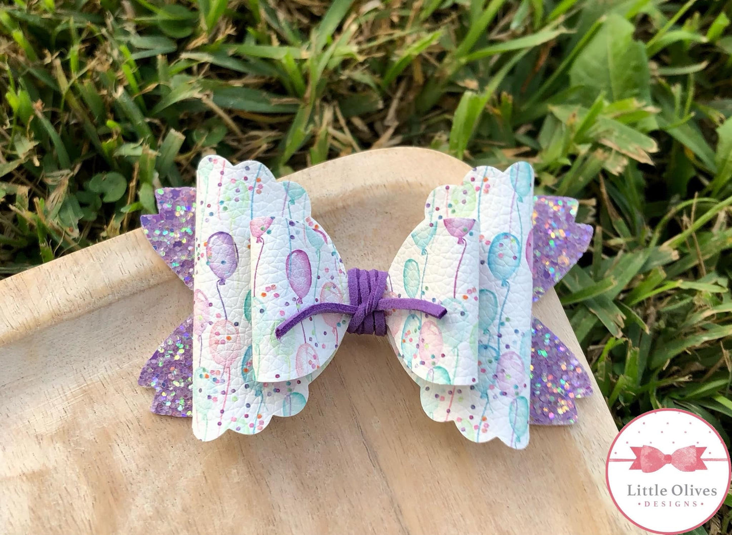 Celebration balloons bow