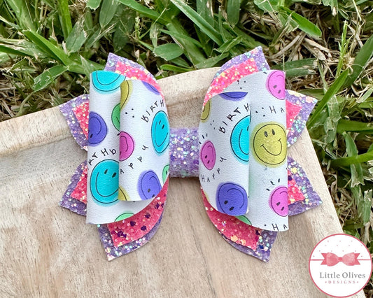 Happy birthday smileys bow