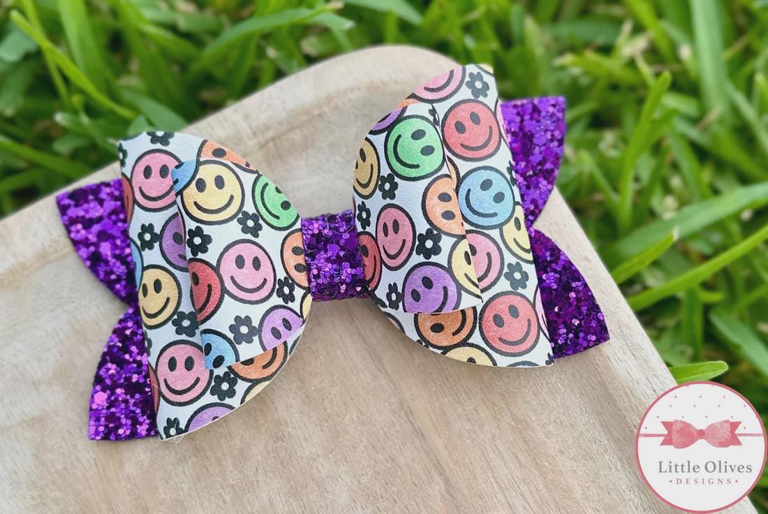 Rainbow smiles bow