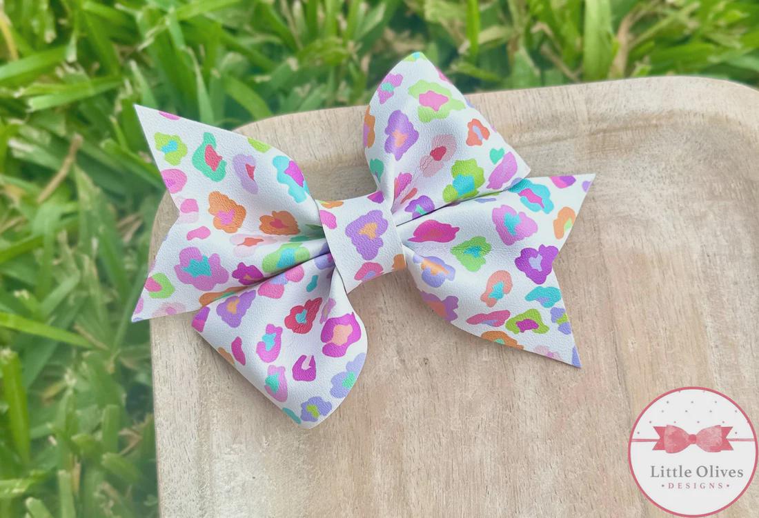 Neon leopard larkin bow