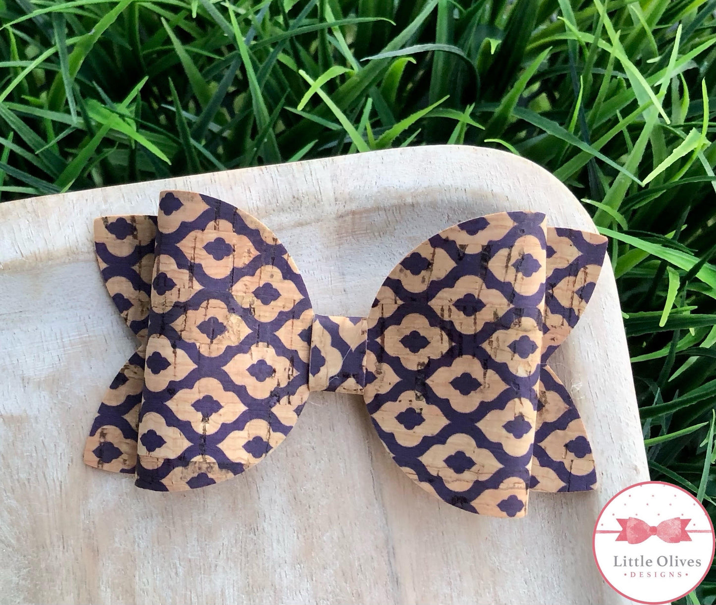 BLUE MOROCCAN TILE CORK BOW