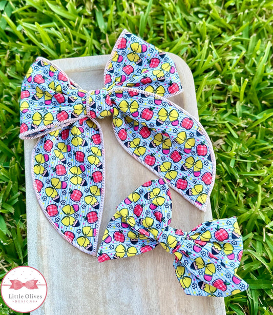 PENCILS AND APPLES SMALL OR LARGE SOPHIE BOW