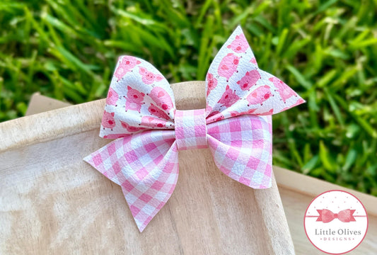 PIGGY LARKIN BOW