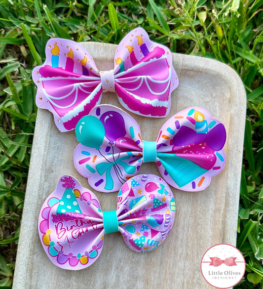 BIRTHDAY PINCH BOWS