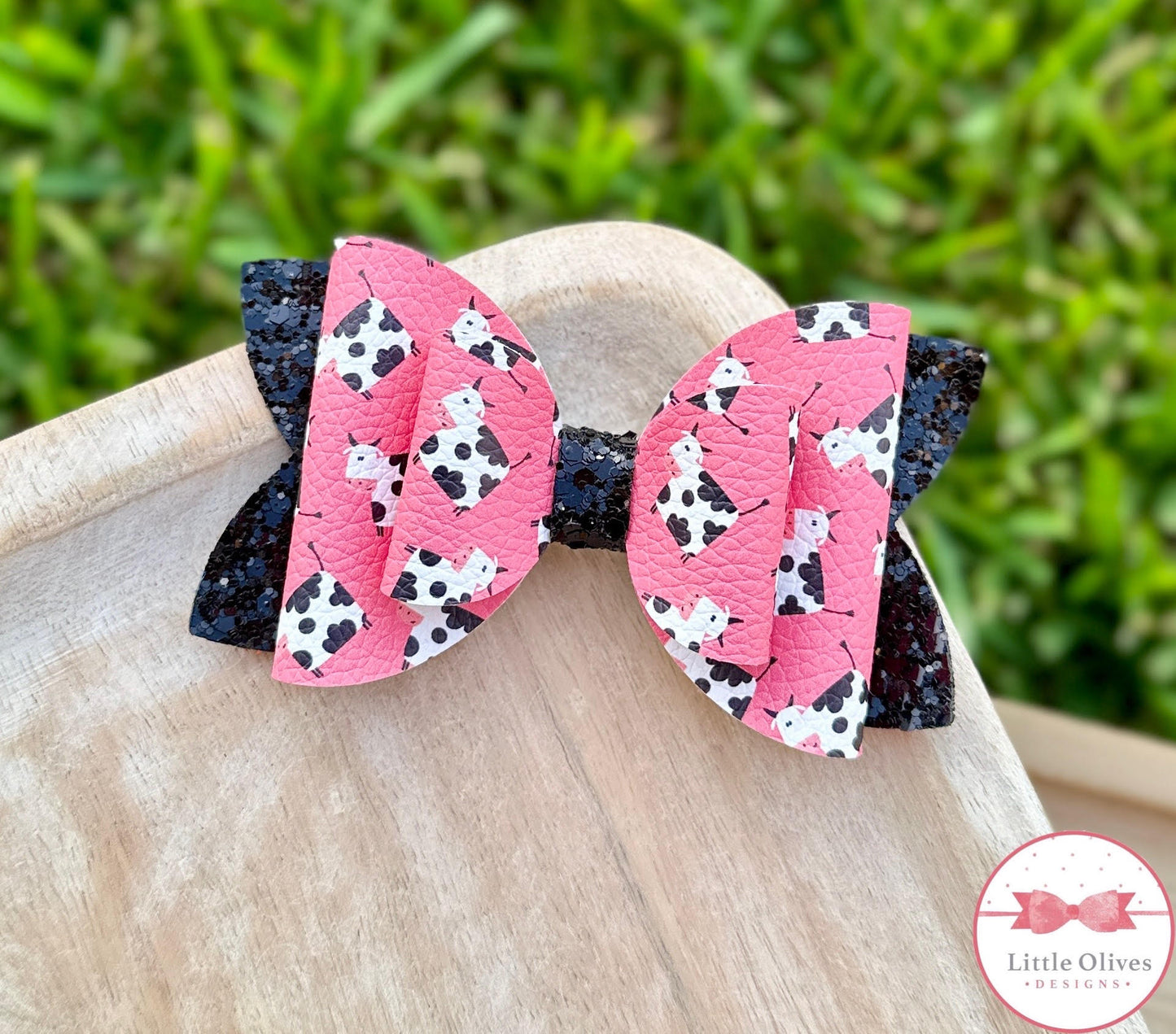 CUTE COW BOW