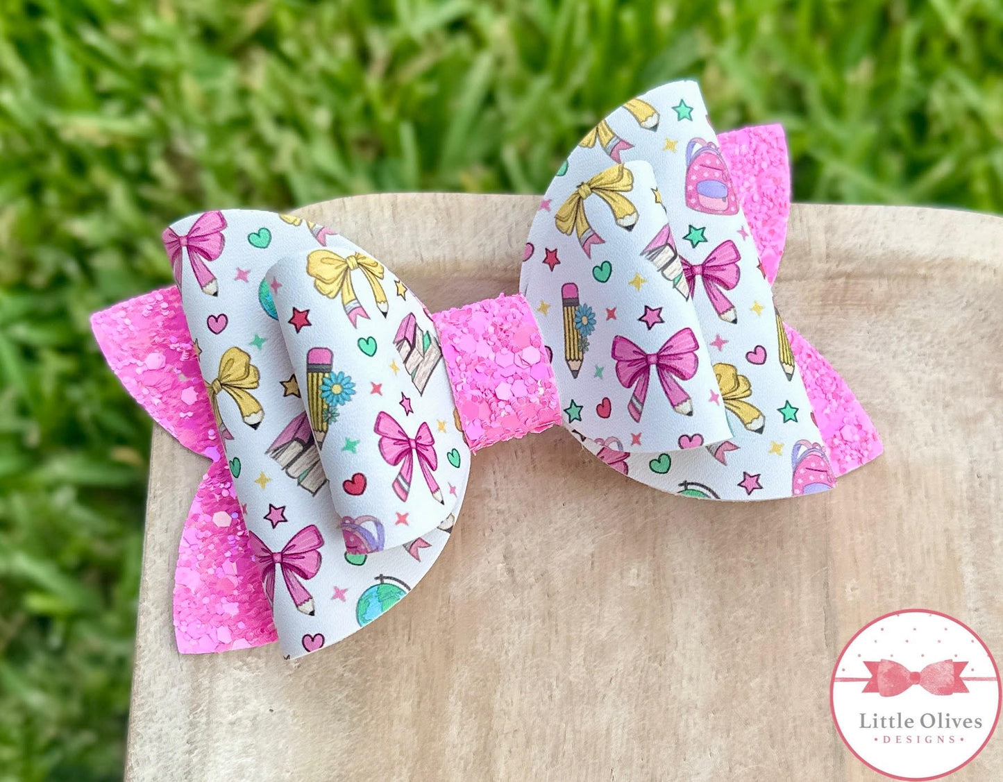 SCHOOL GIRL BOW