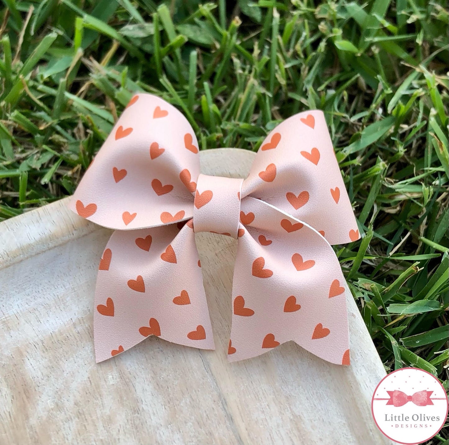 QUEEN OF HEARTS CHEER BOW