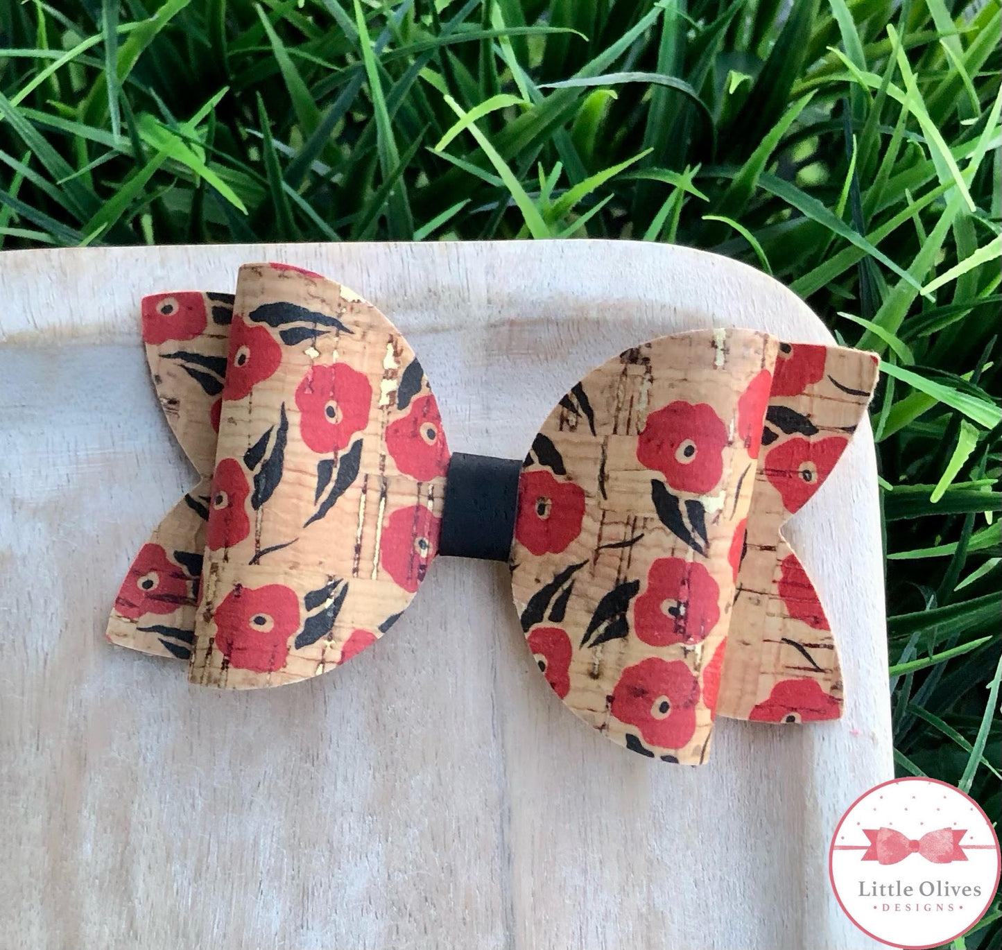 RED POPPY CORK BOW