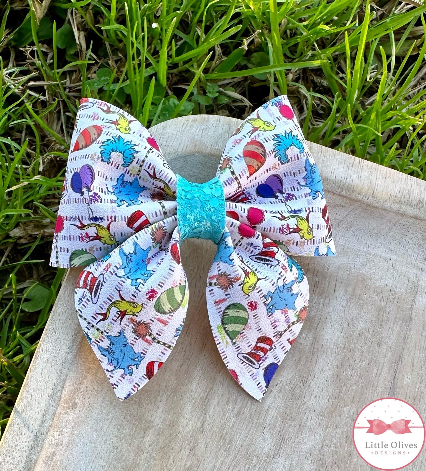 SEUSS & FRIENDS SAILOR BOW