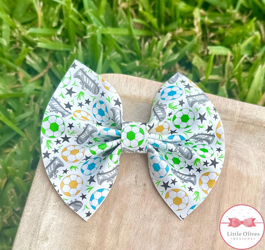 GREY SOCCER CLEATS PINCH BOW