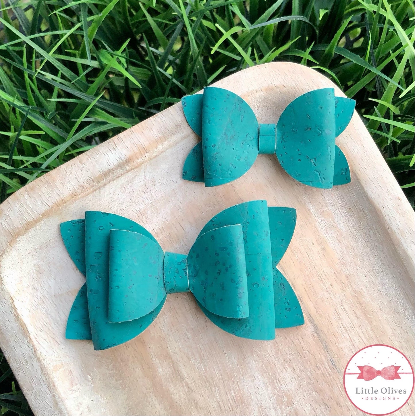 TEAL CORK BOW