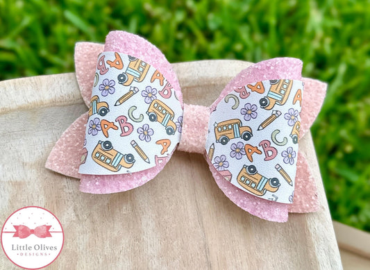 VINTAGE SCHOOL BUS BOW