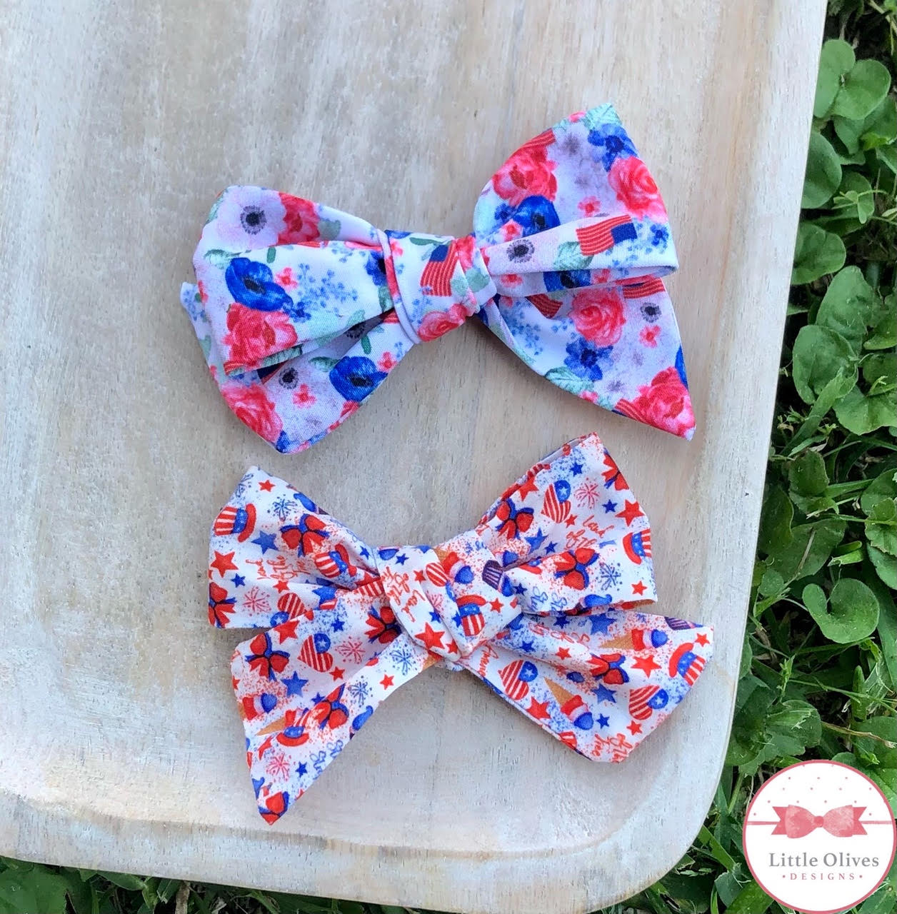 PATRIOTIC MINI HAND TIED BOWS