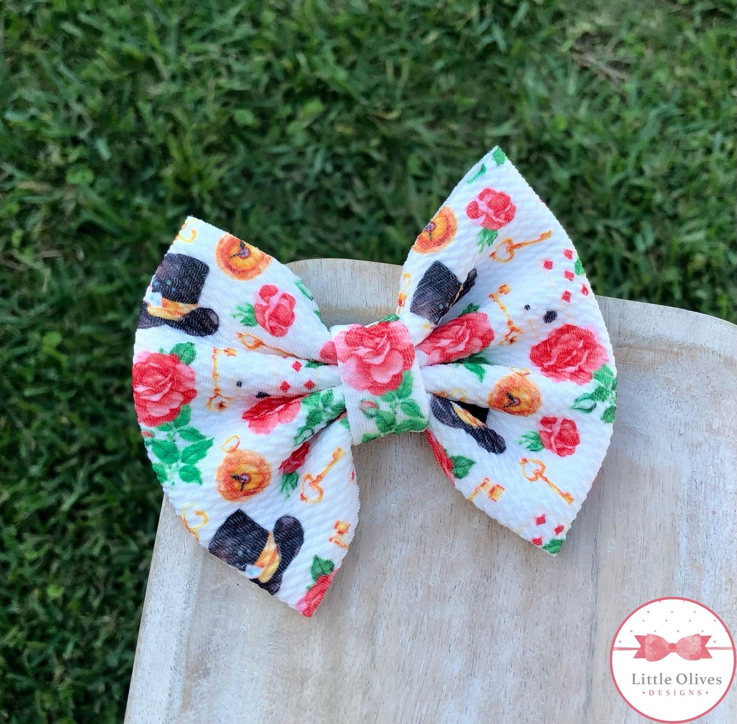 WONDERLAND GIRL SCRUNCHIE OR BOW