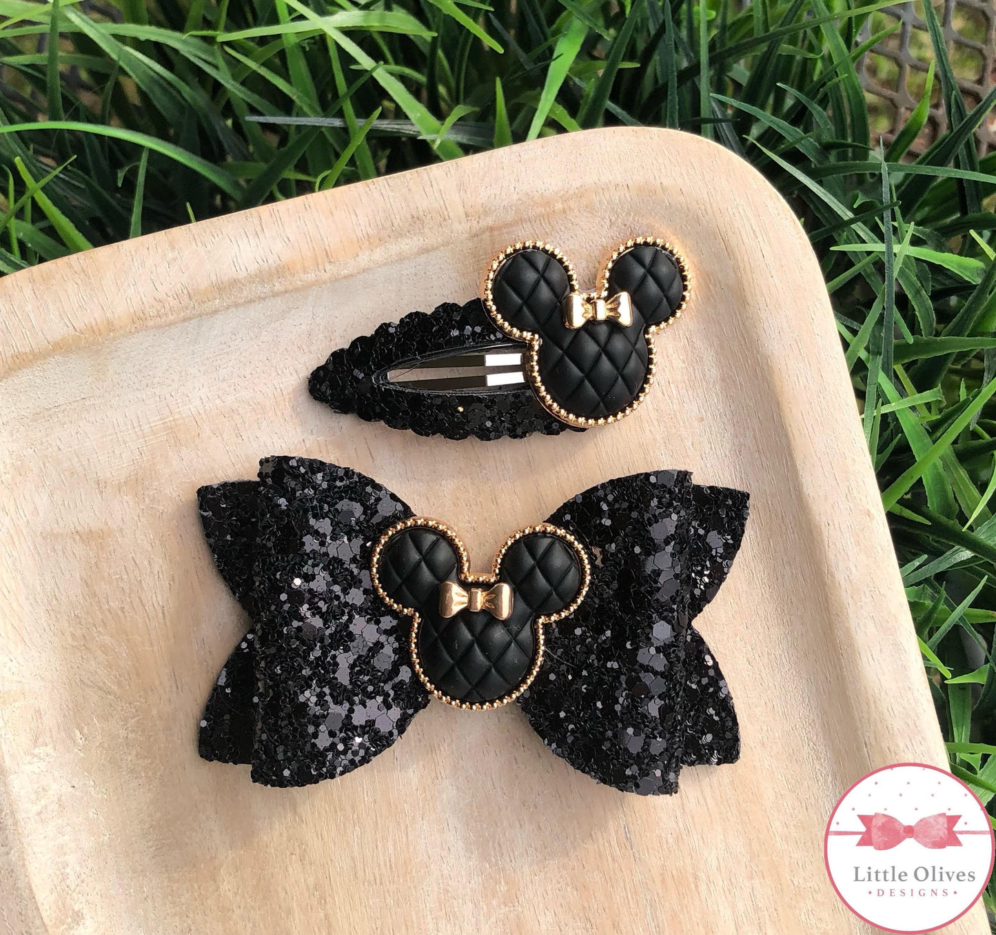 QUILTED MOUSE CLIP AND BOW - BLACK