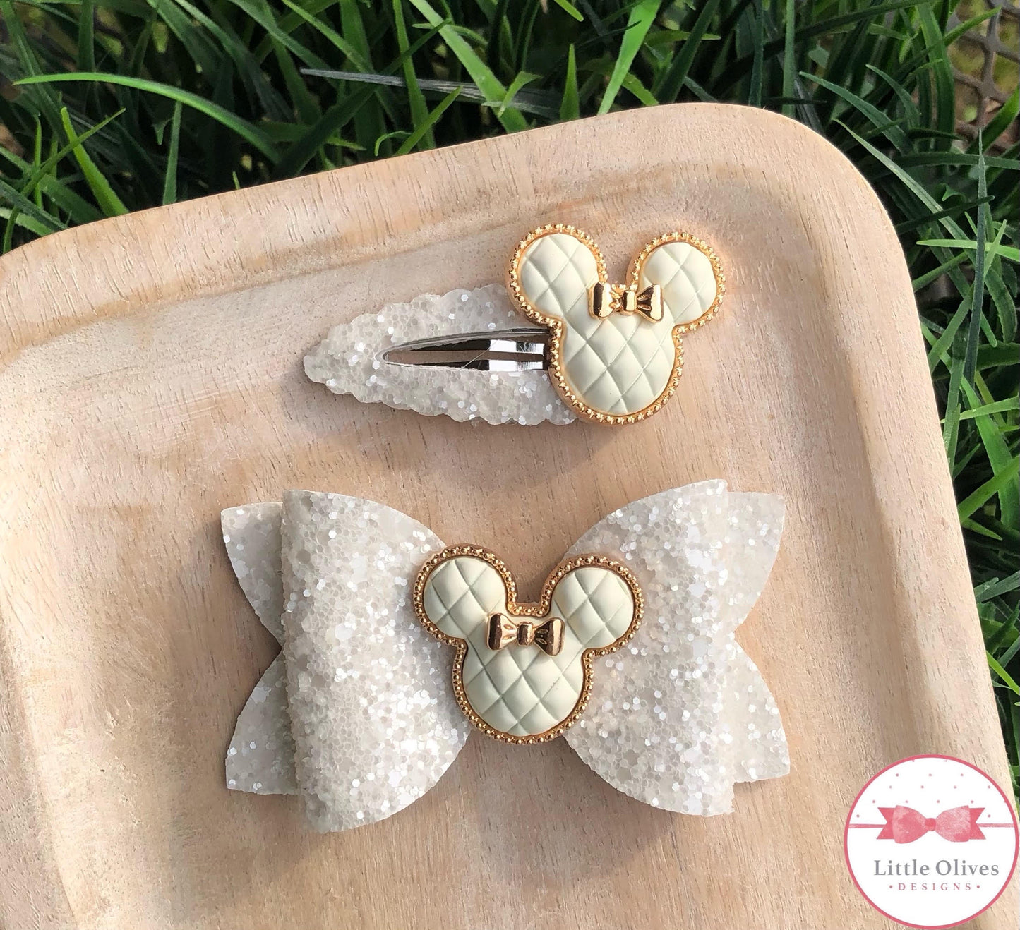 QUILTED MOUSE CLIP AND BOW - CREAM